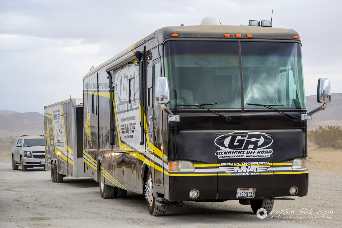 king-of-the-hammers-2020-rv-and-trailer.jpg